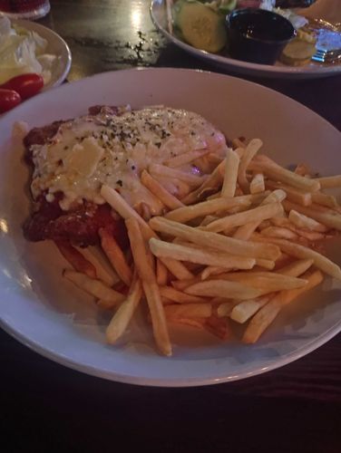 Lewis' Restaurant & Grille