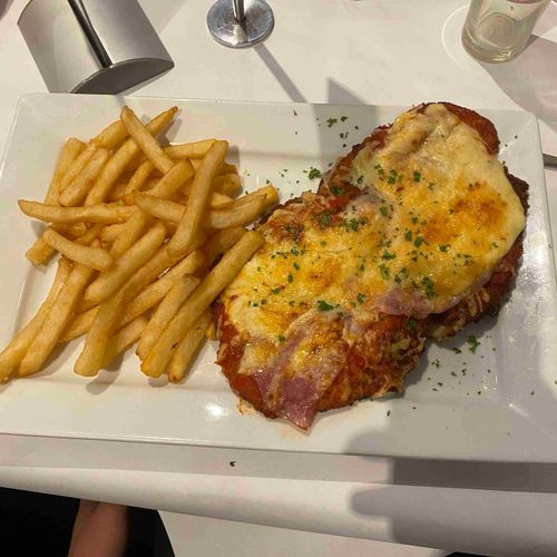 12 Mile Steakhouse