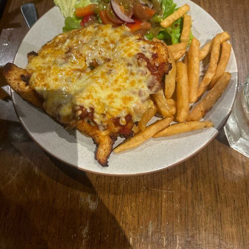 Benny's Bar & Cafe