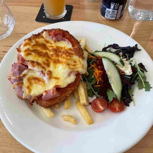 Parkside Bar And Kitchen