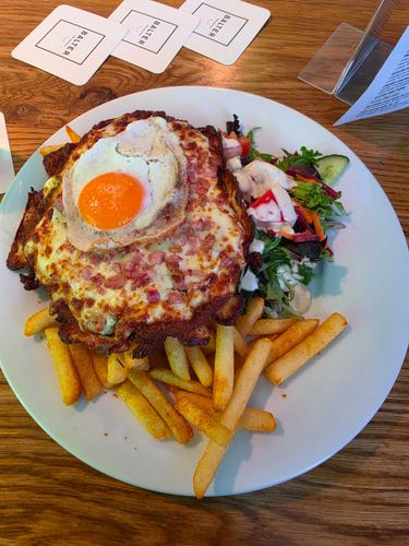 The Royal Hotel QBN