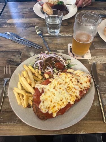 Rainbow Bay Surf Club Bar