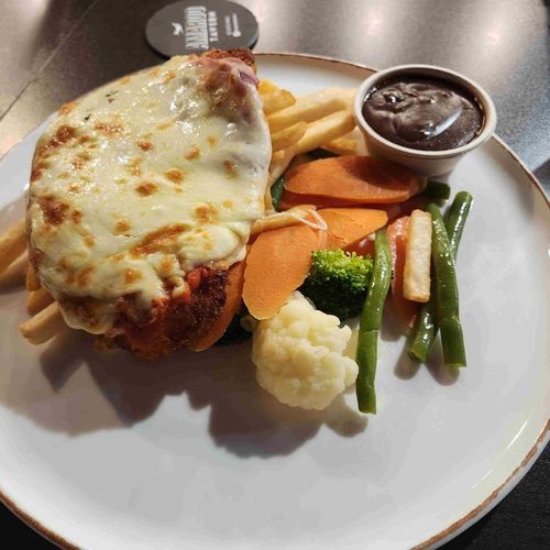 Amaroo Tavern